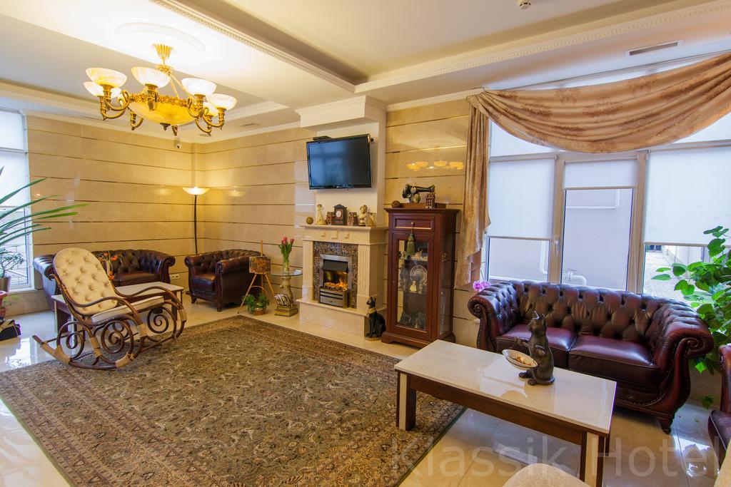 Klassik Hotel Chisinau Exterior foto